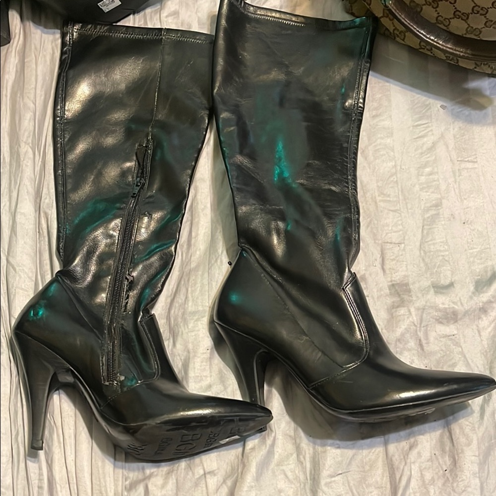 BCBGIRLS Black Women's Knee-High Boots